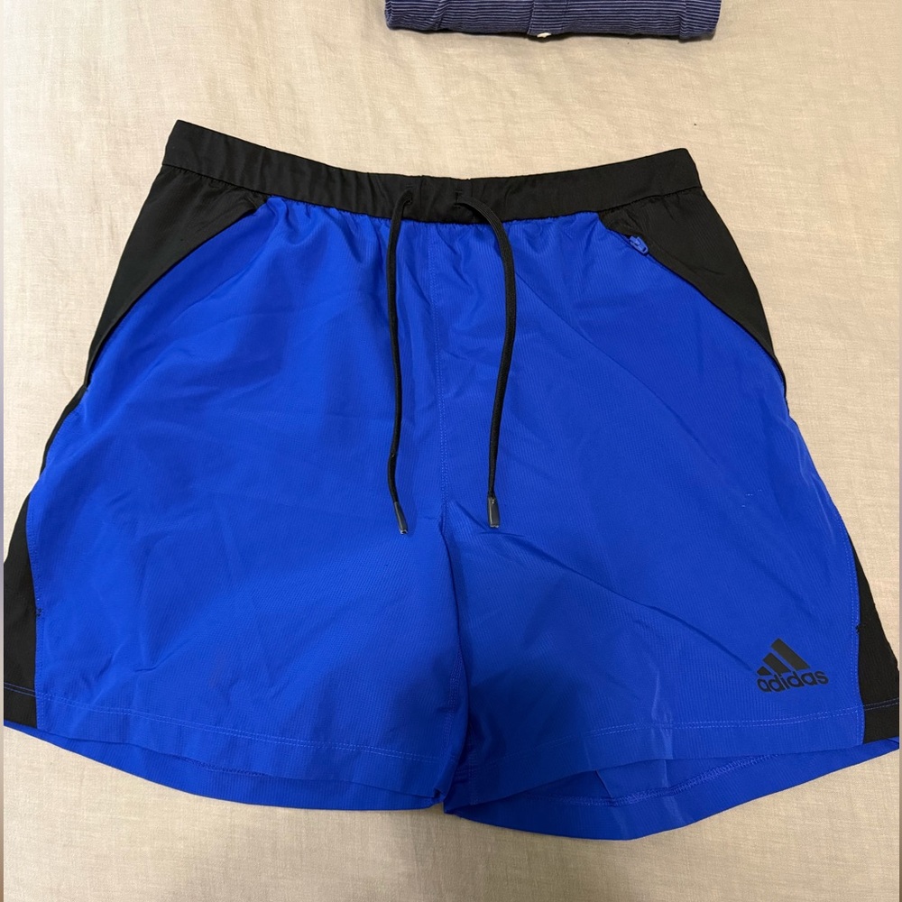 Adidas Shorts. Large